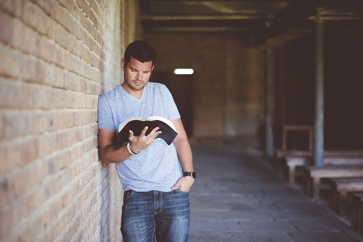 peter-lynch-books-reading